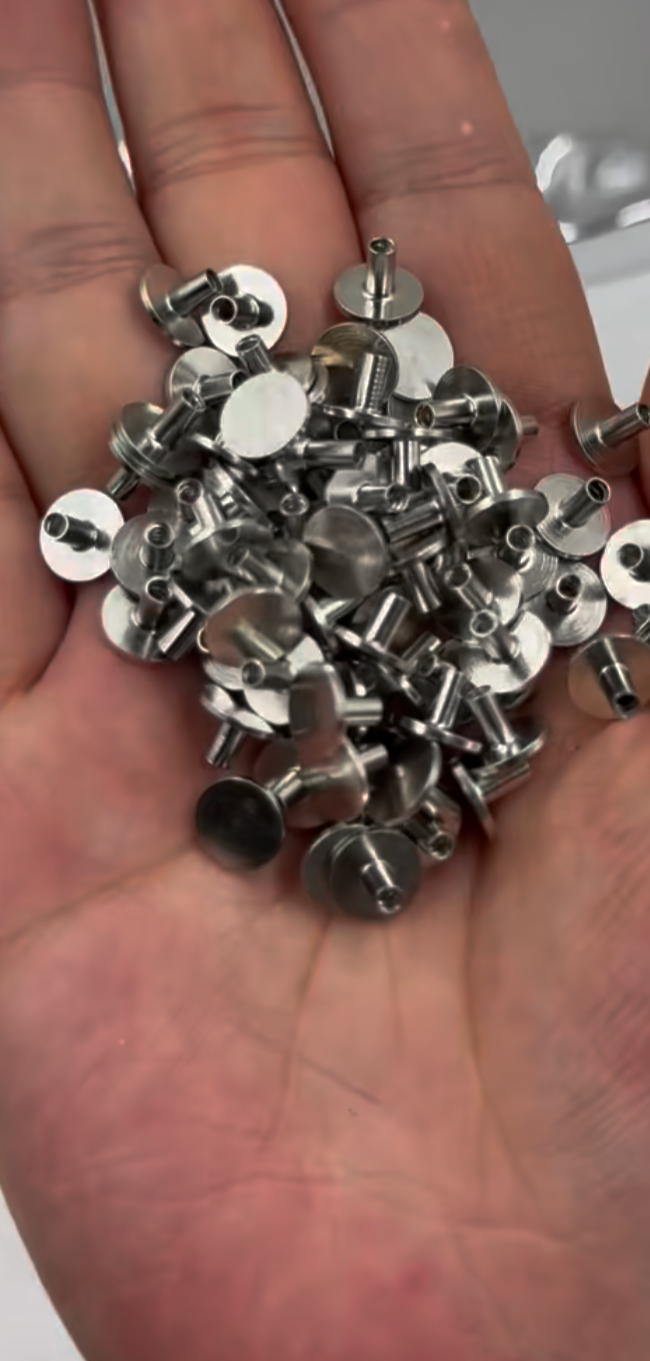 Metal toppers for figures (5pcs) pre order