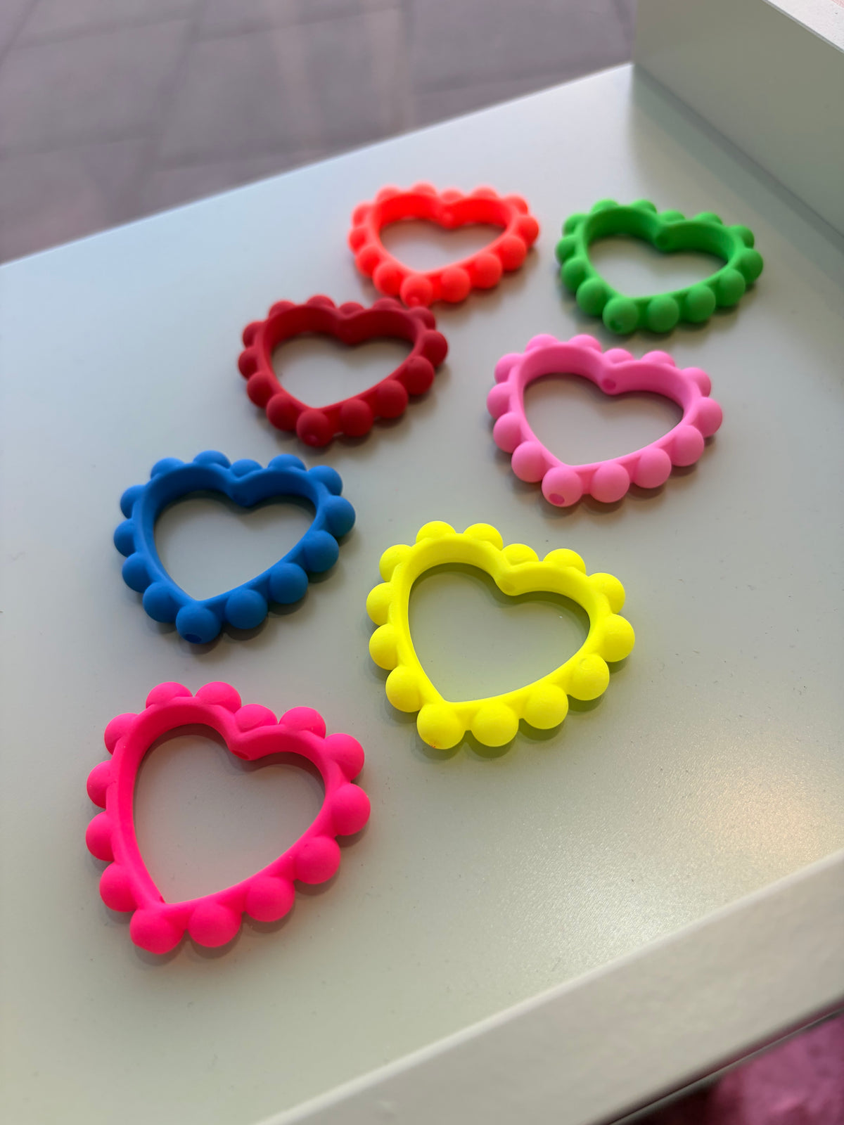 Solid neon bead frames