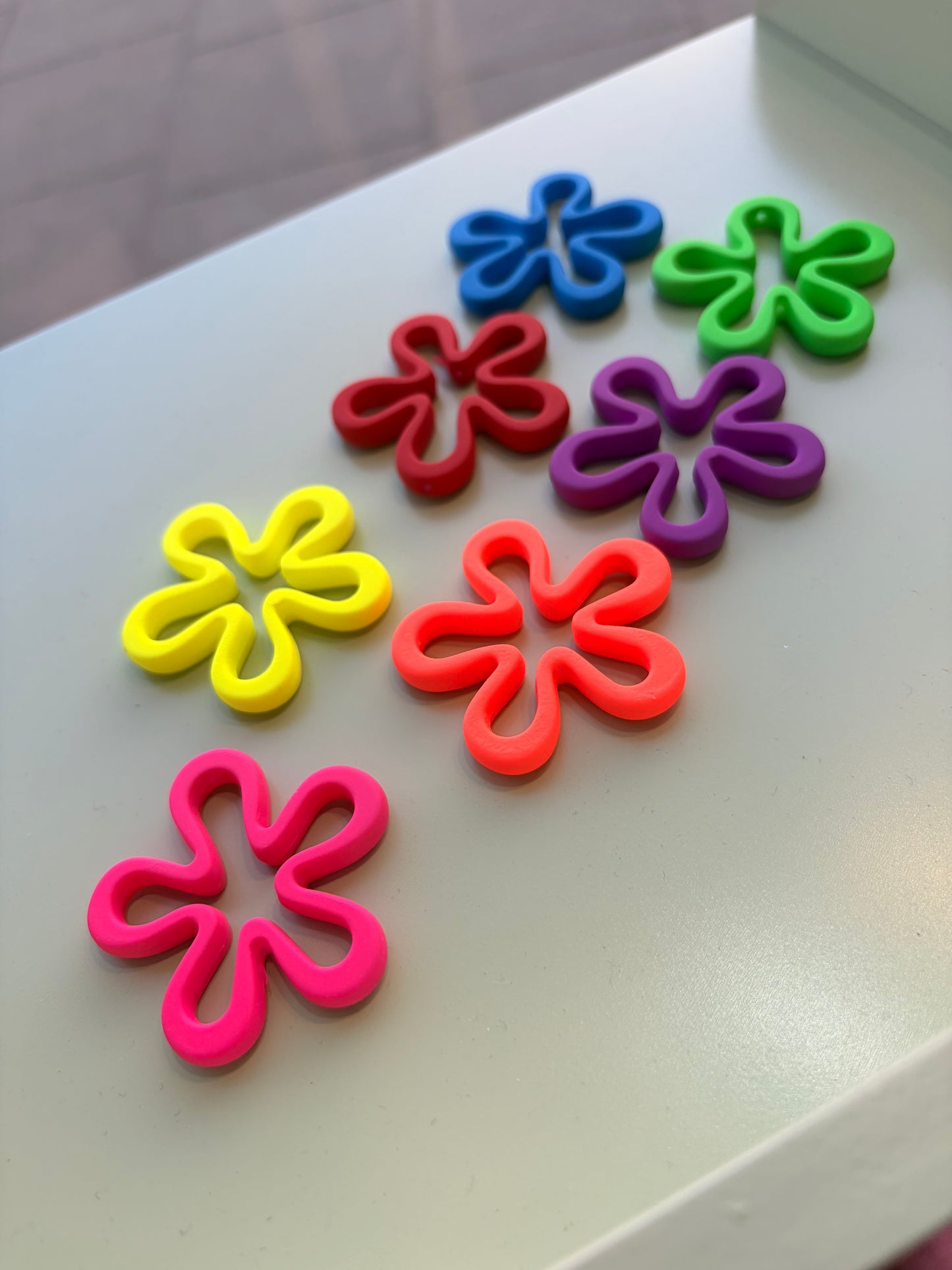 Neon bow frames