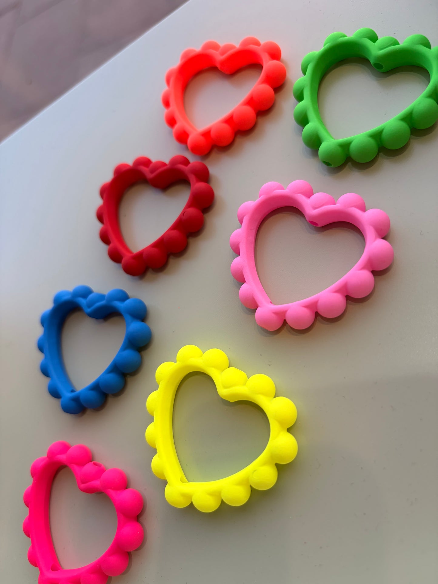 Solid neon bead frames