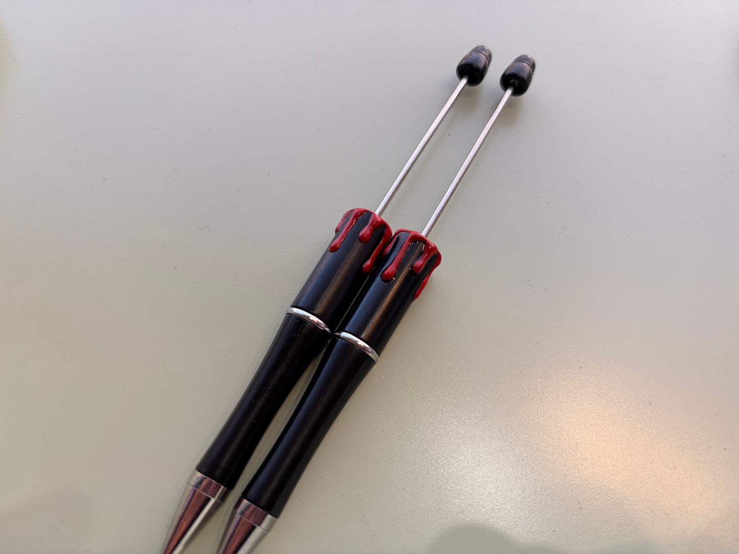Drip style beadable pen