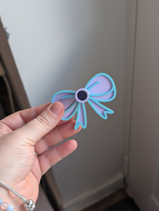 Bow pen holder
