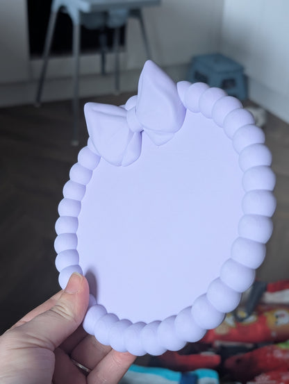 Bow tray